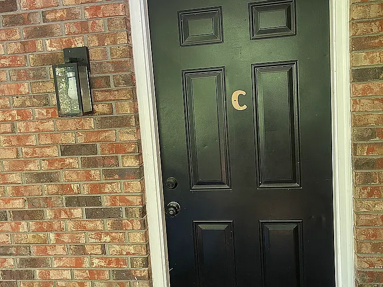 2 bed, 1250 sqft, $1,200 — Photo 1