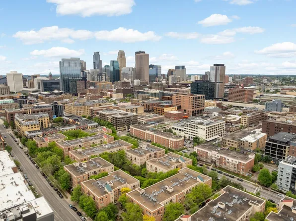 580 N 2nd St APT 301, Minneapolis, MN 55401