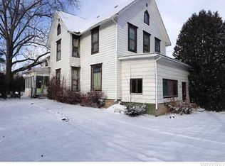 512 Prospect Ave, Medina, NY 14103