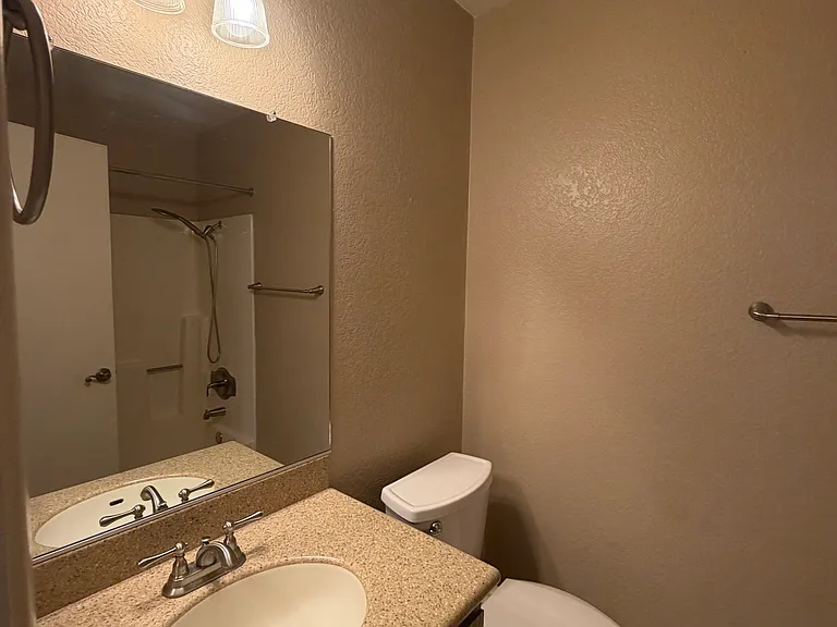 Guest bath.