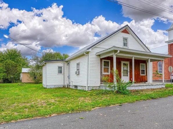 11468 Brown St, Stoutsville, OH 43154