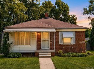 19664 Brady, Redford, MI 48240