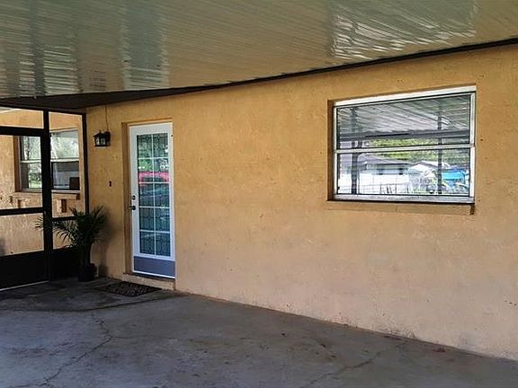 3rd image of 4118 Locust Ave