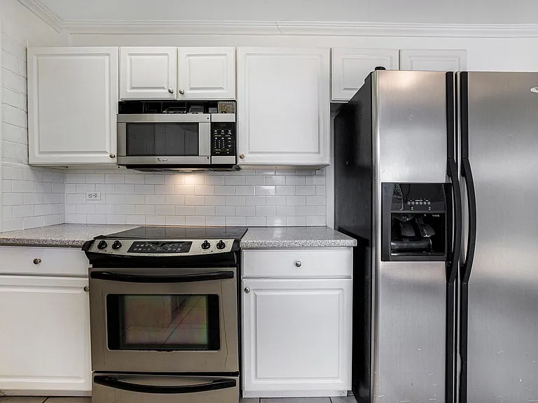 18 Joyce Ave #A — Photo 18