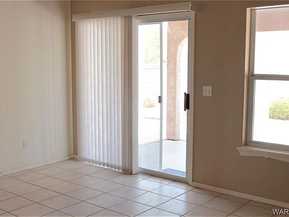 5th image of 2945 Los Pueblos Dr