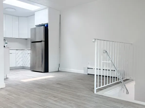 82 Bleecker Street image 1 of 9