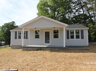 305 E Burnsville St, Wadesboro, NC 28170