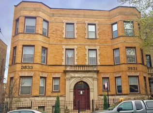 3833 N Wilton Ave, Chicago, IL 60613