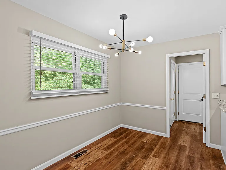 54 Morwood Ln — Photo 9