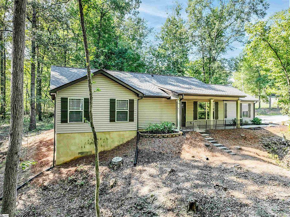 1st image of 118 Forrest Dr