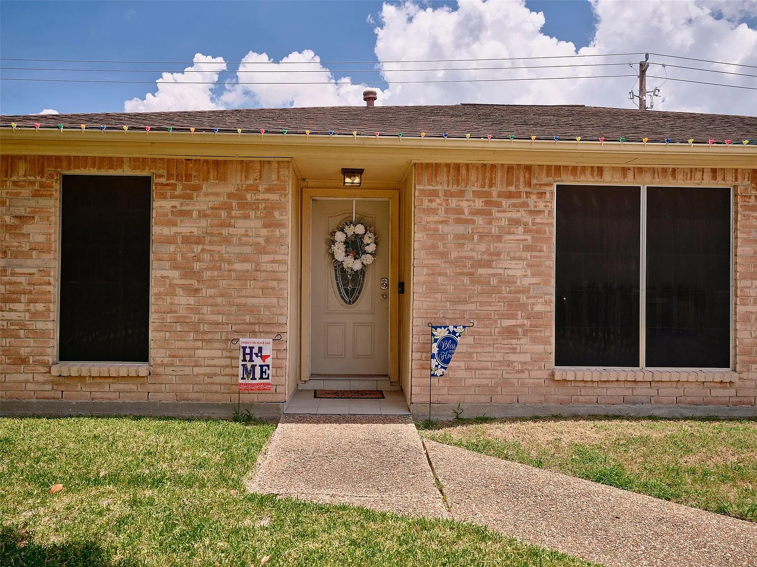 3 bed, 2.0 bath, 1686 sqft, $2,000 — Photo 4