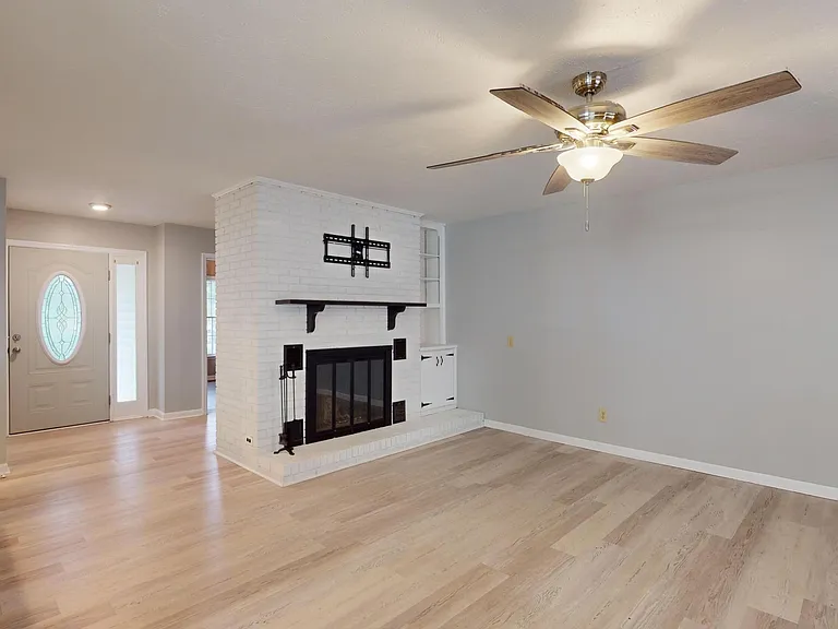 8 Shadow Dr — Photo 15