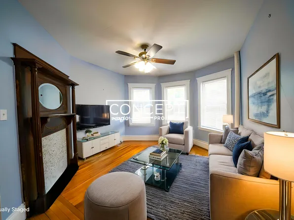 22 Winslow Rd #22, Brookline, MA 02446