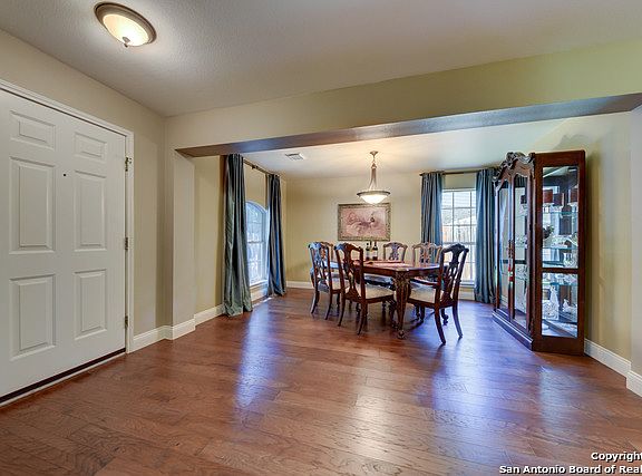 4th image of 117 Snowberry Dr