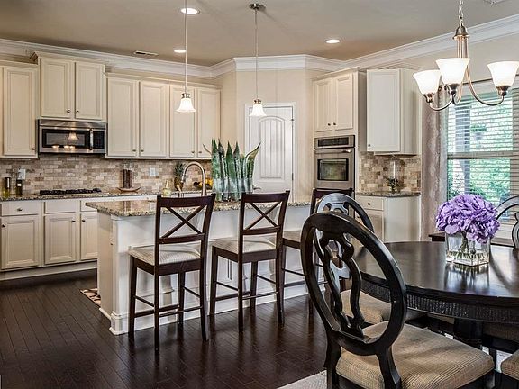 4th image of 205 Ellington Creek Ln