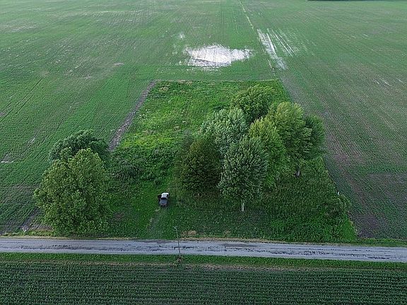 2nd image of 1000 W County Road 700 N