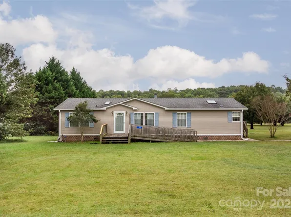 159 Shaw Rd, Harmony, NC 28634