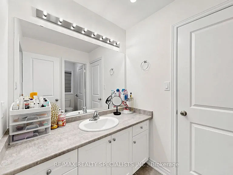 250 Chippewa Ave — Photo 31