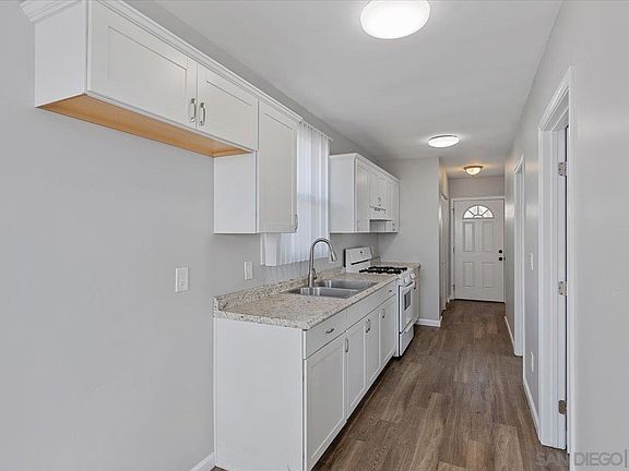 5th image of 4119 Broadway