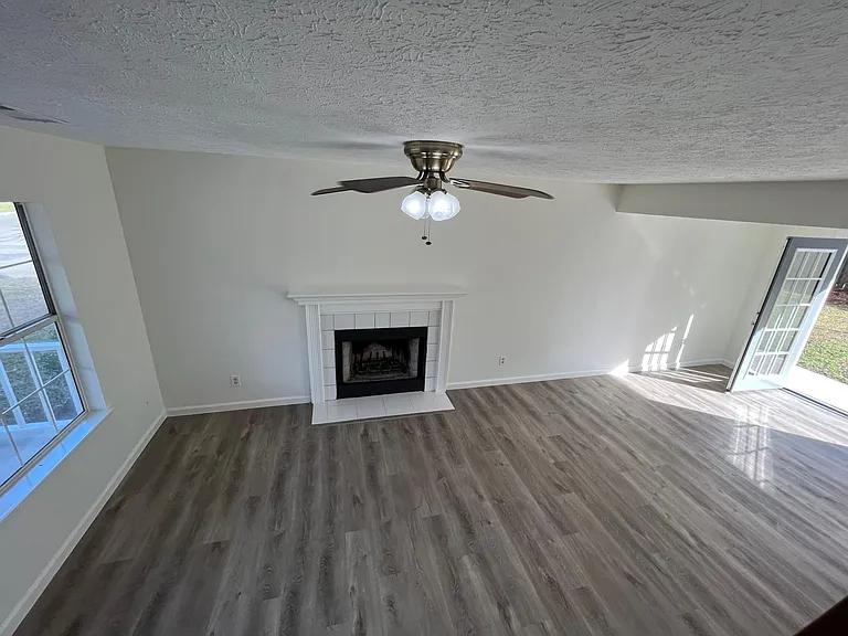 405 Mapmaker Ln — Photo 22