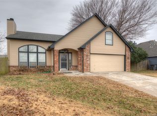 8818 E 95th St, Tulsa, OK 74133