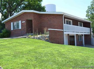 69 12th St, Wheatland, WY 82201