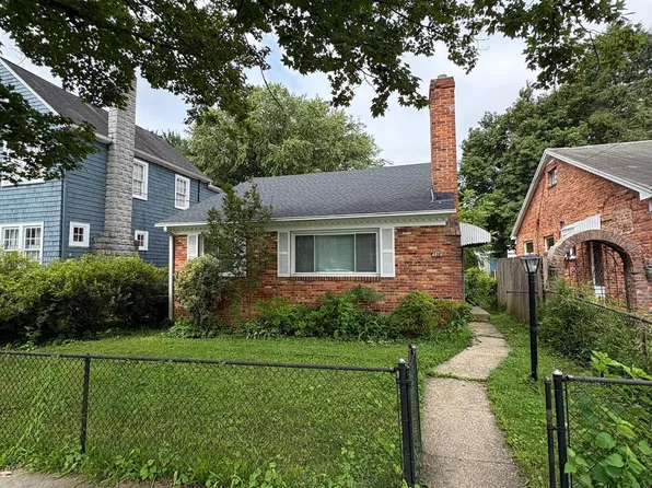 4916 43rd St NW, Washington, DC 20016