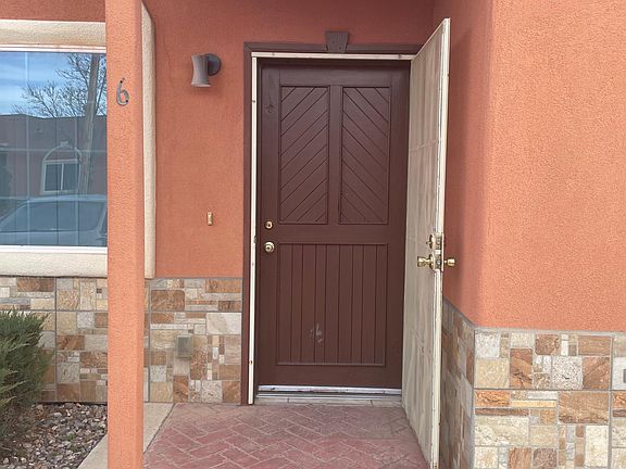 3rd image of 203 W Madrid Ave APT 6