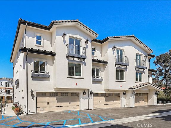 4th image of 9 Oakmont Ln