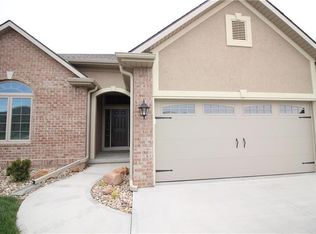 4606 Stonebridge Dr, Saint Joseph, MO 64505