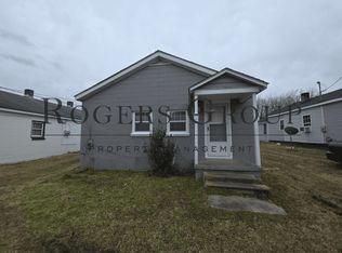 912 Water St, Henderson, NC 27536