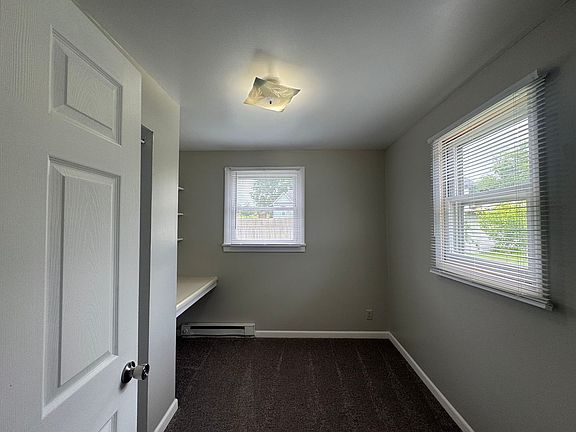 2nd image of 319 E College St APT 2