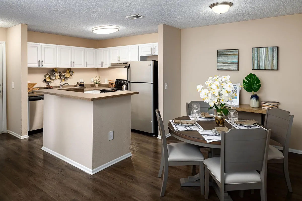 Building Photo - Sawgrass Cove