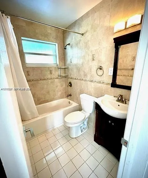 7425 SW 118th St — Photo 16