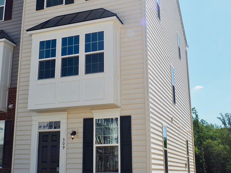 1st image of 509 Rolling Valley Dr