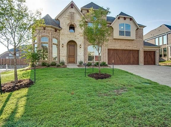 2nd image of 305 Gentle Creek Dr