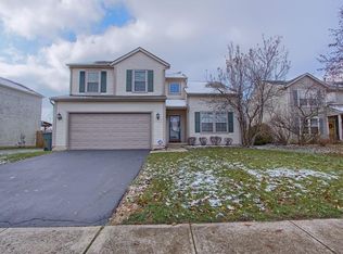 4005 Walnut Crossing Dr, Groveport, OH 43125