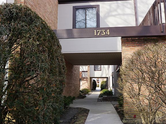 2nd image of 1734 Henley St APT 12