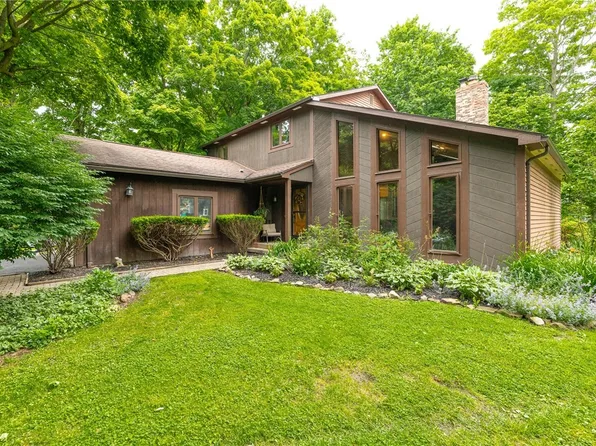 9 Timber Trl, Brockport, NY 14420