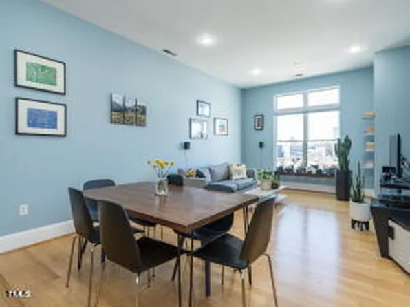 317 W Morgan St APT 300-1, Raleigh, NC 27601