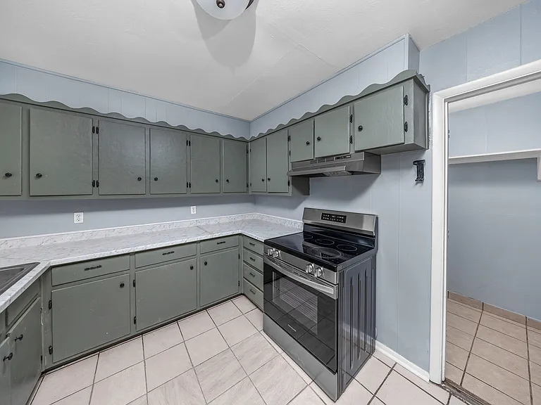 408 NW Woodridge Dr — Photo 14