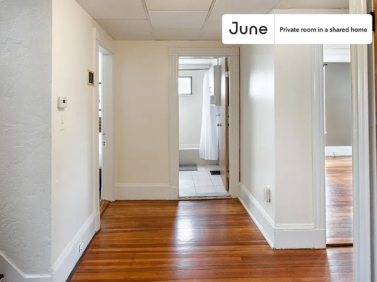 28 Charnwood Rd #D — Photo 10