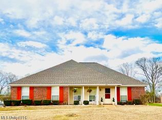 2074 Branch Creek Dr, Byram, MS 39272