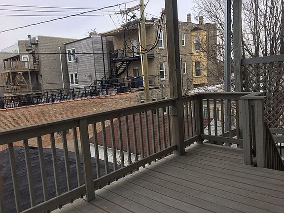 3rd image of 1938 N Hoyne Ave #2