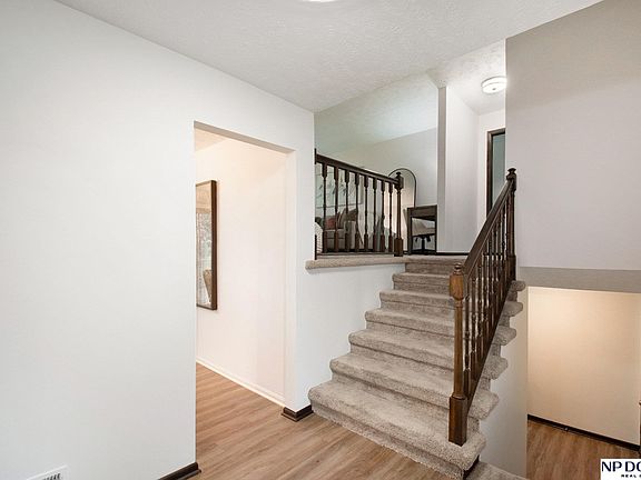 4th image of 5517 S 151st St