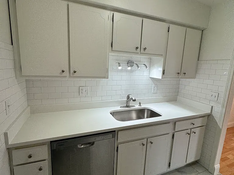 39417 Van Dyke Ave #605 — Photo 11