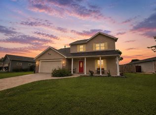 1114 N Franklin St, Garrett, IN 46738