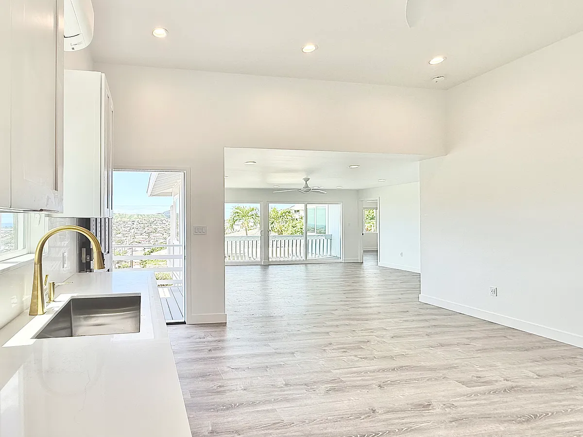 Building Photo - Anuhea Pl