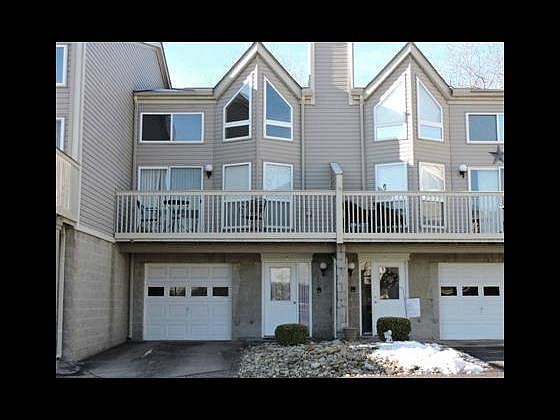 1st image of 621 Virginia St APT 9