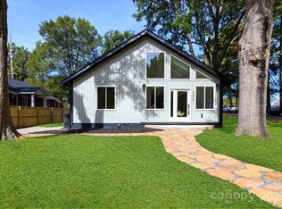 172 Brookwood Ave NW, Concord, NC 28025